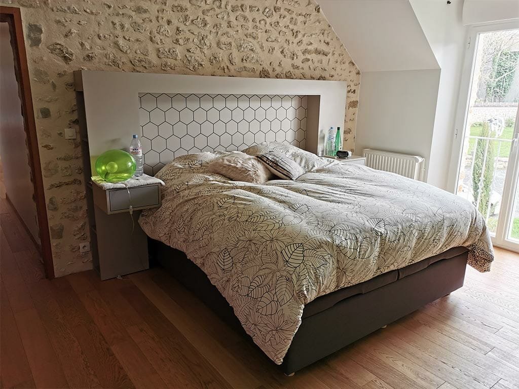 Tête de lit sur-mesure en Essonne