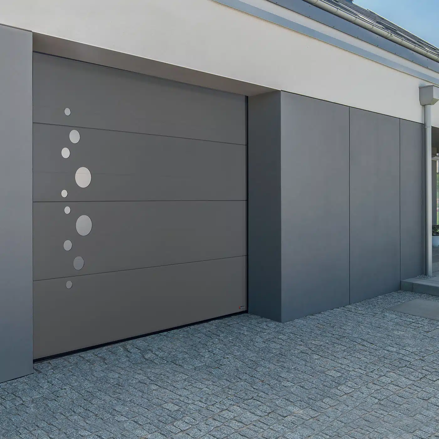 Porte de garage en aluminium de chez Aludoor