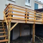 Rembarde en bois à Epinay.