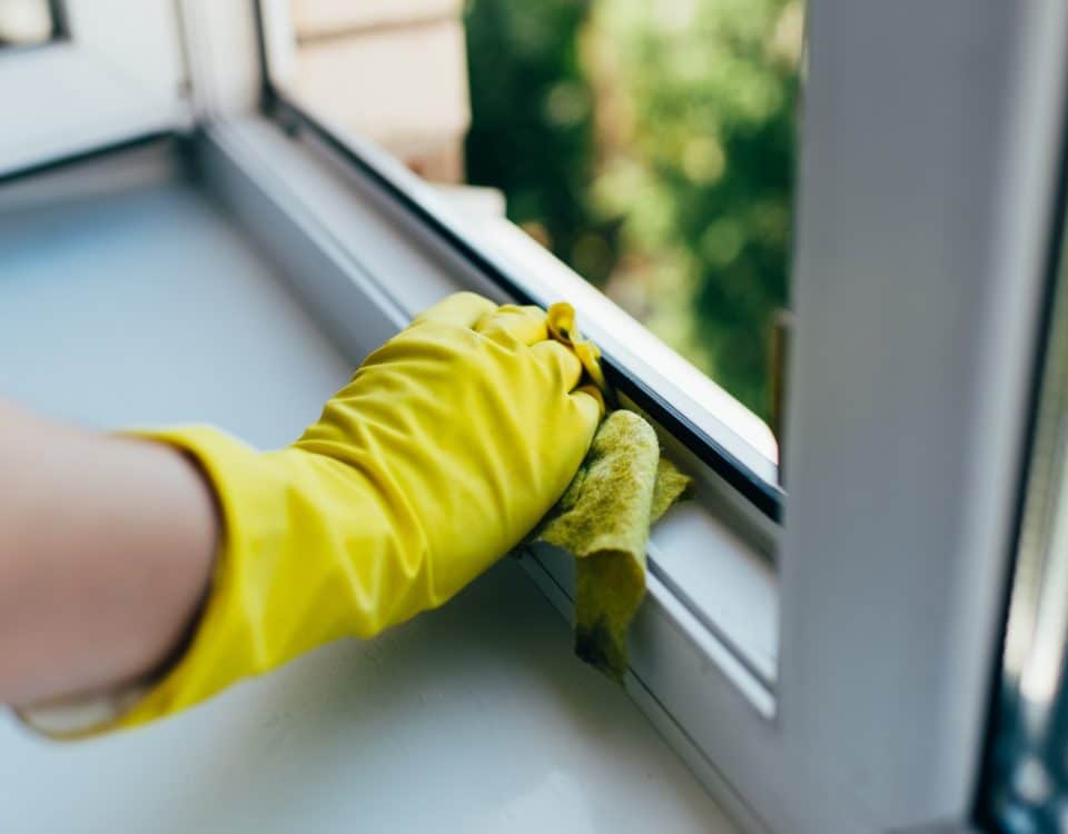 redonner éclat à une fenêtre en PVC