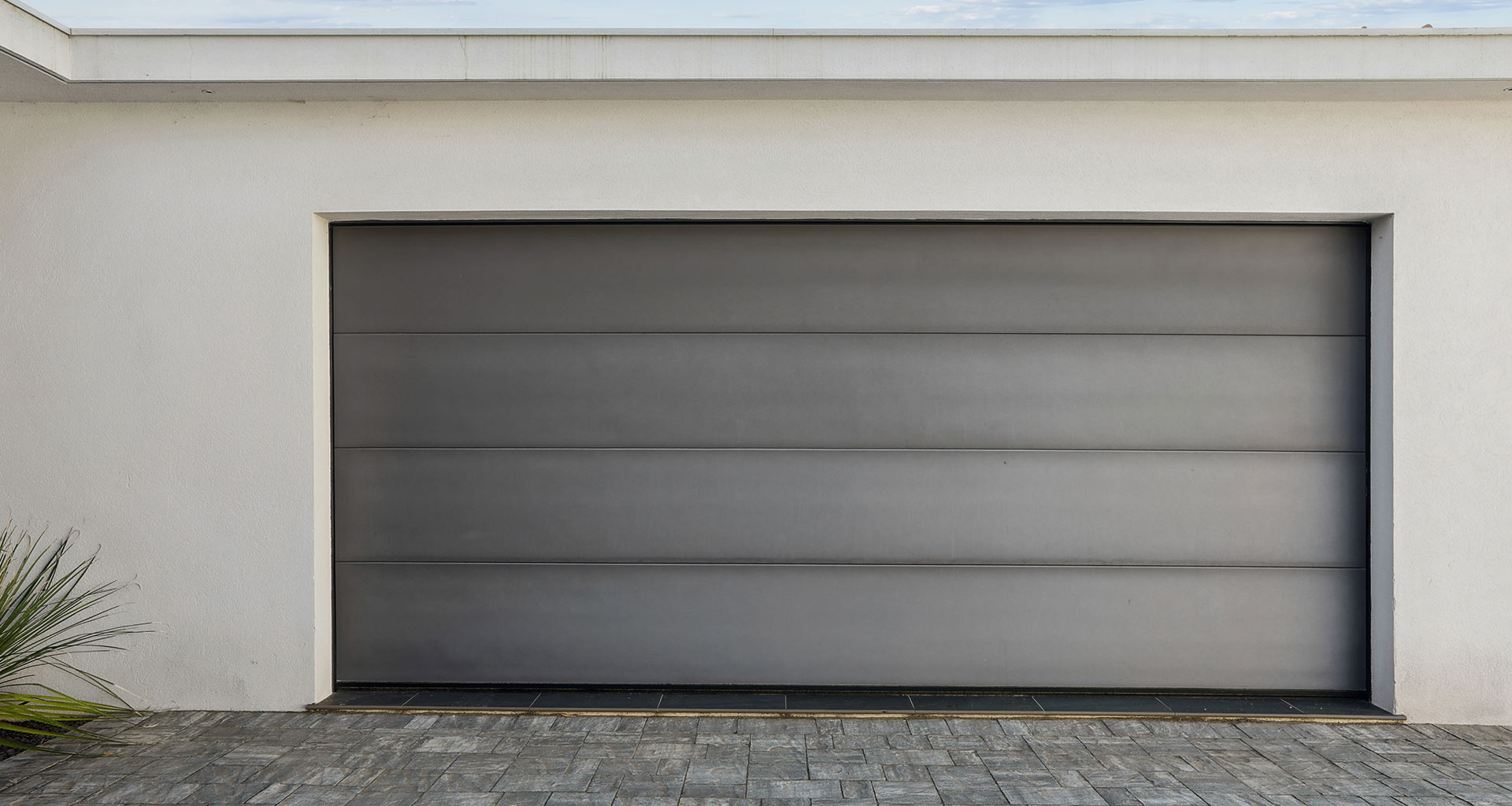 Grande porte de garage