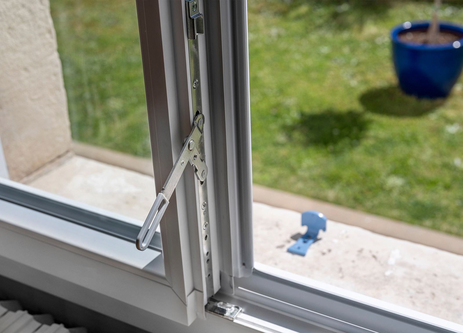 Détail du clair de jour d'une fenêtre PVC OuvertureS